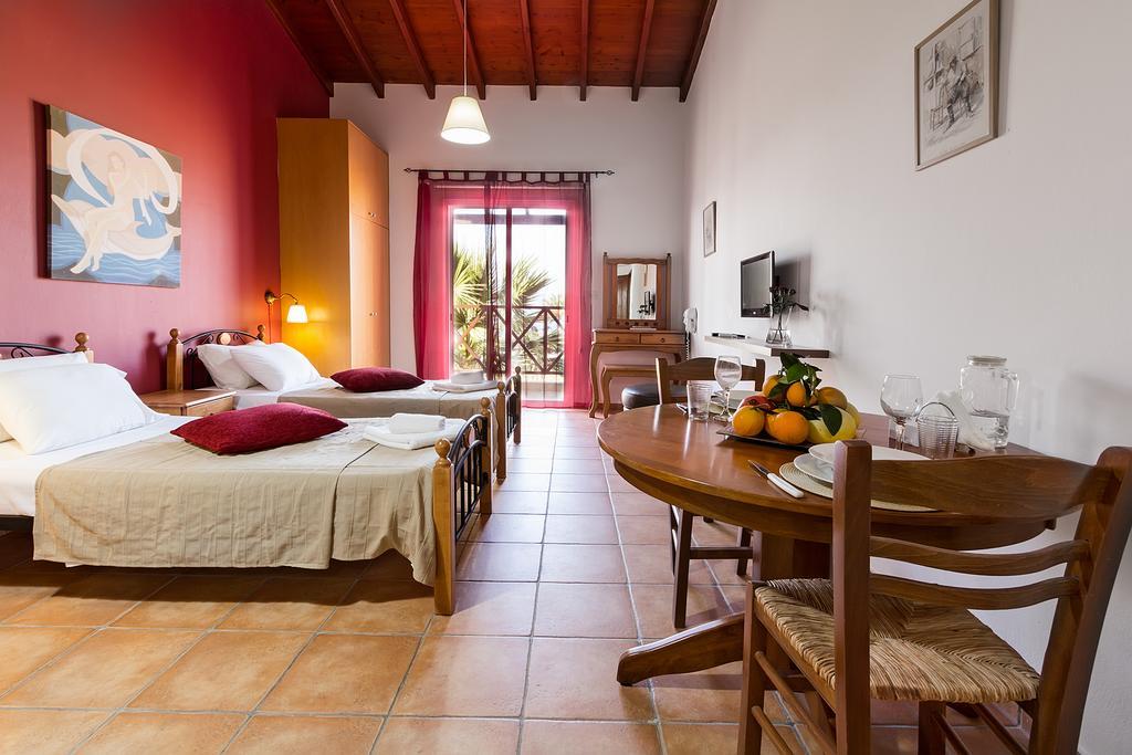 G&E Beach Apartments Polis Extérieur photo