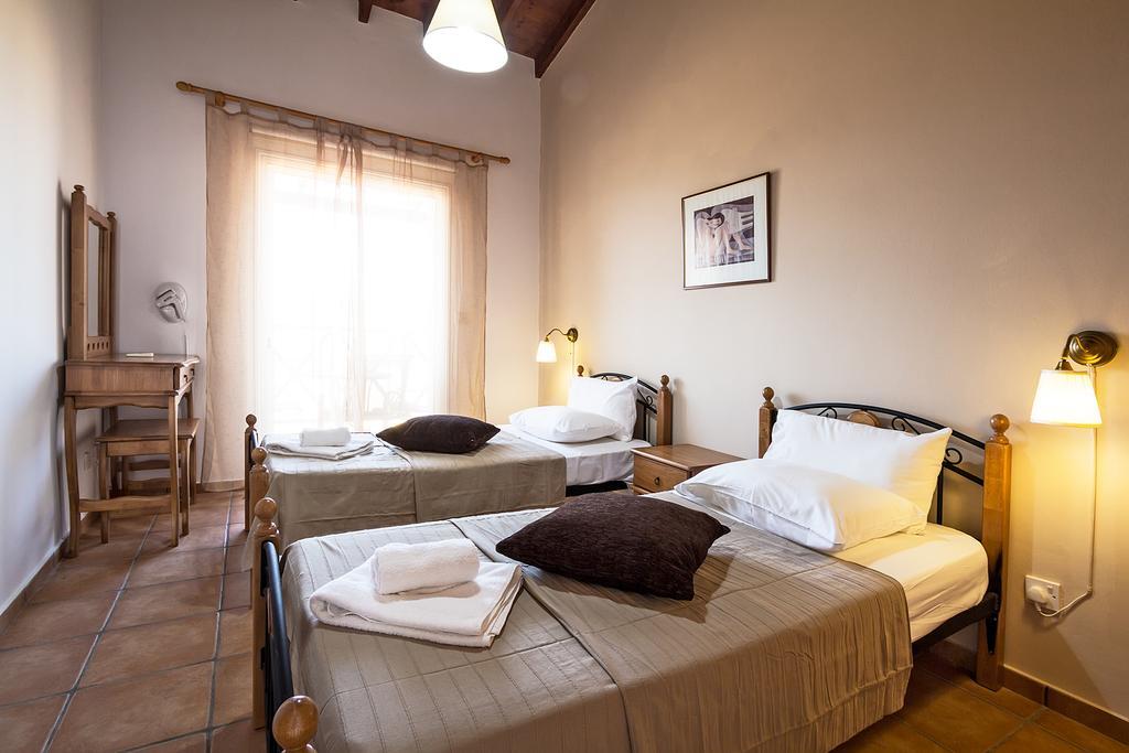 G&E Beach Apartments Polis Extérieur photo