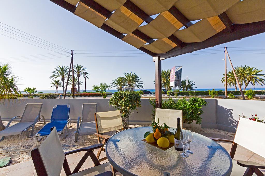 G&E Beach Apartments Polis Extérieur photo